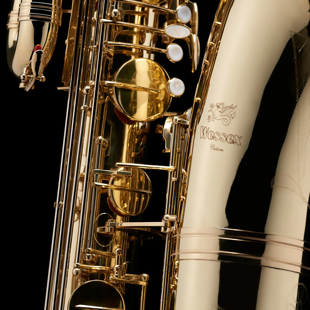 WSXBS-900 Bass Saxophone Gold Lacquer