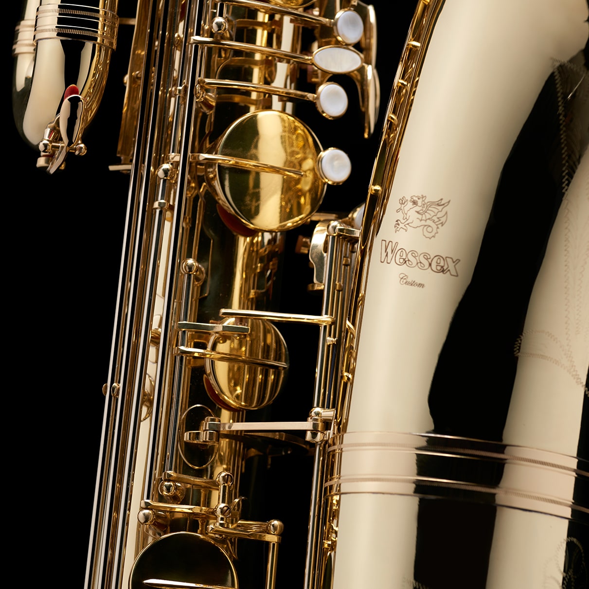 WSXBS-900 Bass Saxophone Gold Lacquer